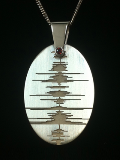 Custom Soundwave Jewellery Necklace with birthstone 